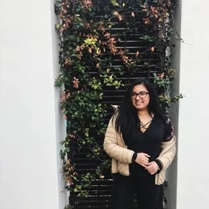 Meet your Posher, Kelly